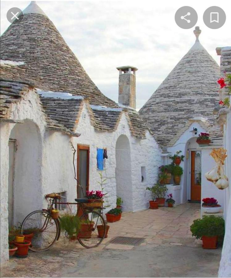 Room In Bb - Stunning Quadruple Room In Ancient Masseria Near The Sea In A Quiet Olive Trees Ostuni Exterior photo